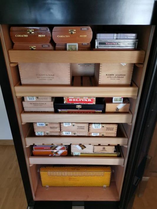 Something about cigar humidor - RACHING